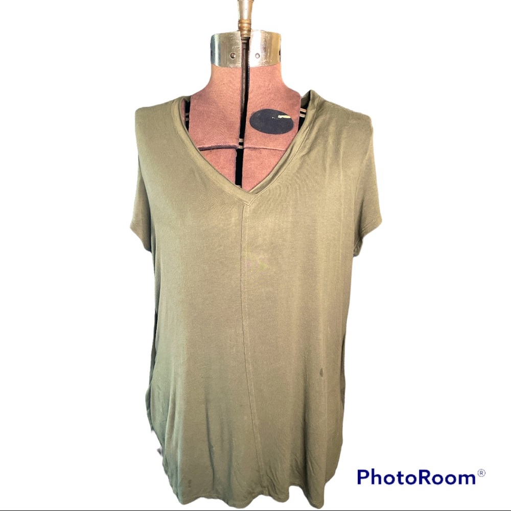 Mossimo Long tee olive green size XXL